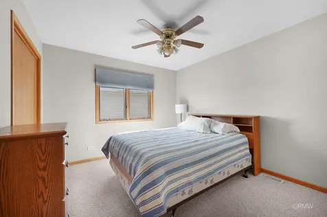 1216 West Grove Street Addison IL 60101