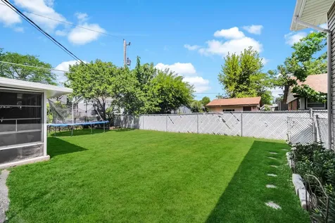 1020 Hahn Place West Chicago IL 60185