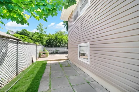 1020 Hahn Place West Chicago IL 60185