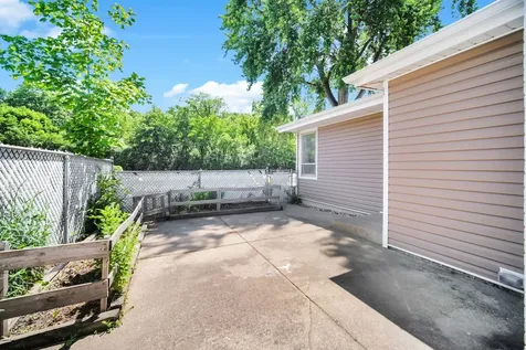 1020 Hahn Place West Chicago IL 60185