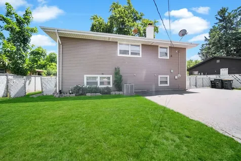 1020 Hahn Place West Chicago IL 60185