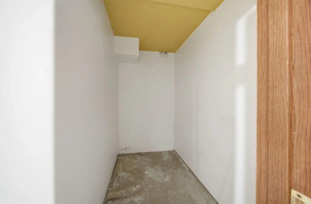5624 West Higgins Avenue Chicago IL 60630