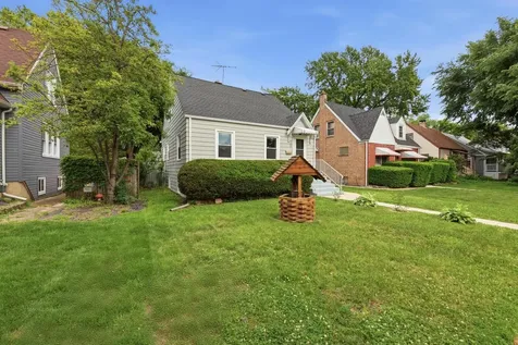 9709 51ST Avenue Oak Lawn IL 60453