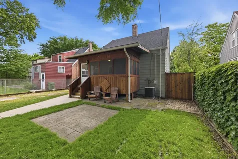 9709 51ST Avenue Oak Lawn IL 60453