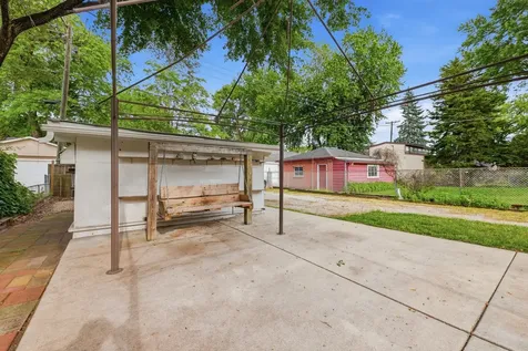 9709 51ST Avenue Oak Lawn IL 60453