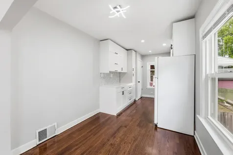 9709 51ST Avenue Oak Lawn IL 60453