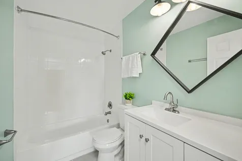 27W685 Grasmere Drive Winfield IL 60190