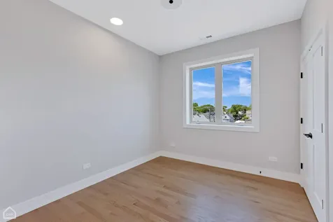 3545 West Belmont Avenue Chicago IL 60618