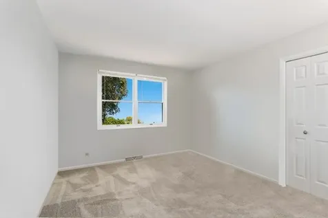 47 West Stone Avenue Lake Forest IL 60045