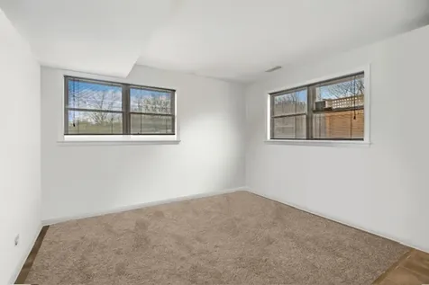 47 West Stone Avenue Lake Forest IL 60045