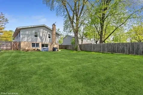 47 West Stone Avenue Lake Forest IL 60045