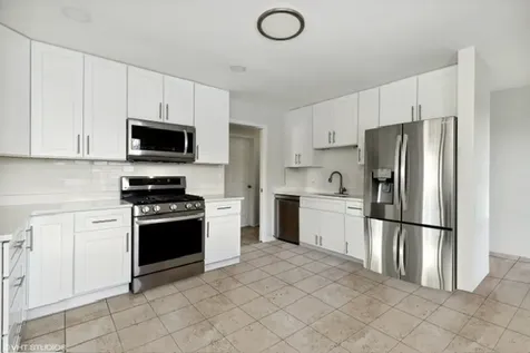 47 West Stone Avenue Lake Forest IL 60045