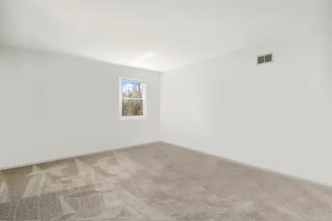 47 West Stone Avenue Lake Forest IL 60045