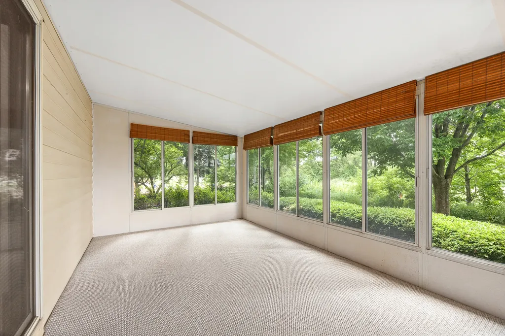 533 Springwood Lane Bolingbrook IL 60440