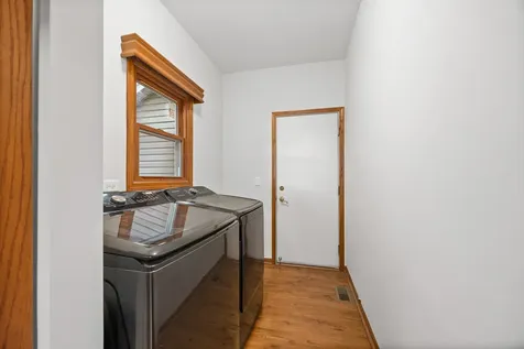 533 Springwood Lane Bolingbrook IL 60440