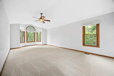 533 Springwood Lane Bolingbrook IL 60440