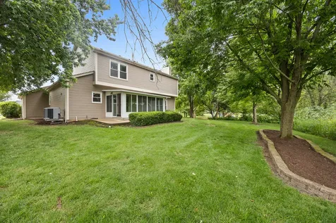533 Springwood Lane Bolingbrook IL 60440