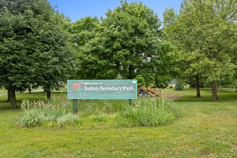 533 Springwood Lane Bolingbrook IL 60440