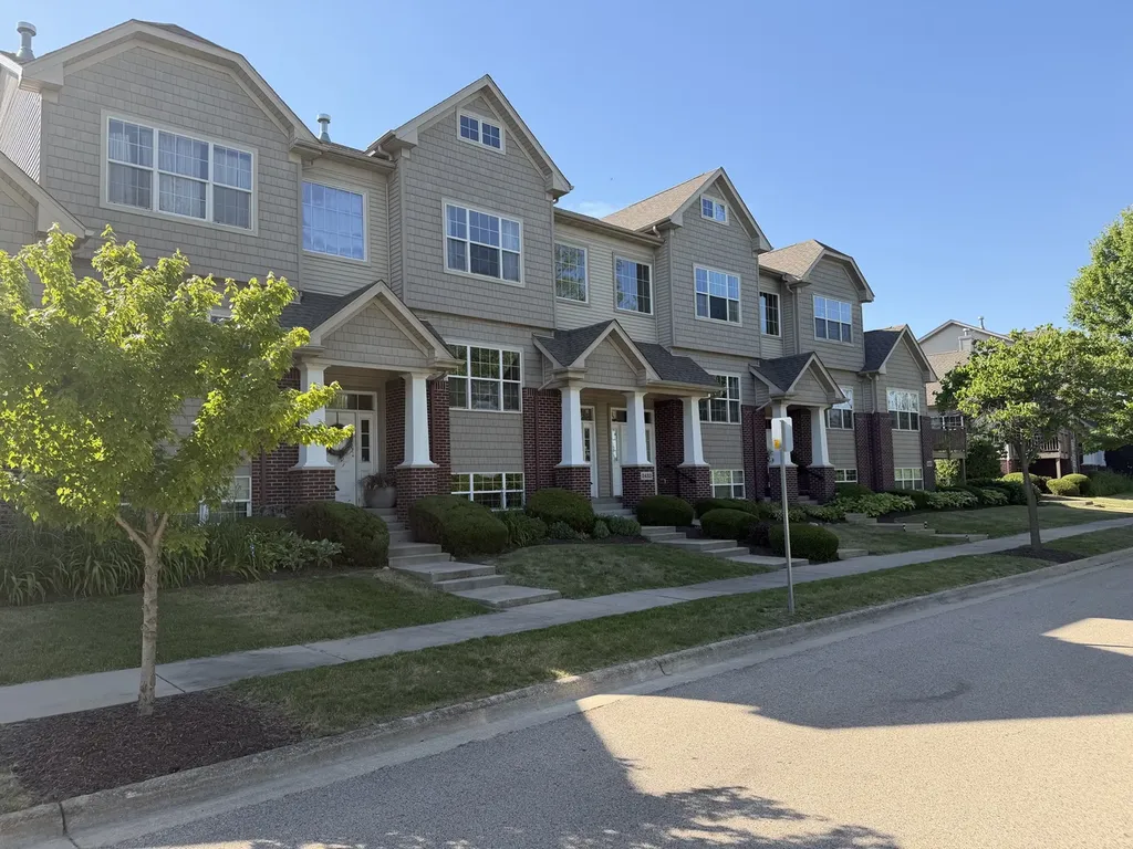 2433 River Oaks Lane Rockford IL 61102