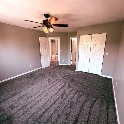 2433 River Oaks Lane Rockford IL 61102