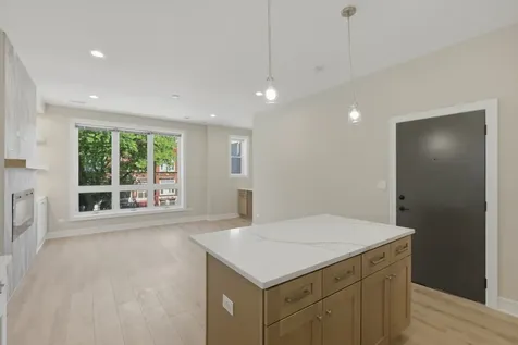 4932 South Champlain Avenue Chicago IL 60615