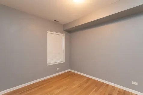 3103 West Lawrence Avenue Chicago IL 60625