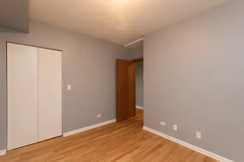 3103 West Lawrence Avenue Chicago IL 60625