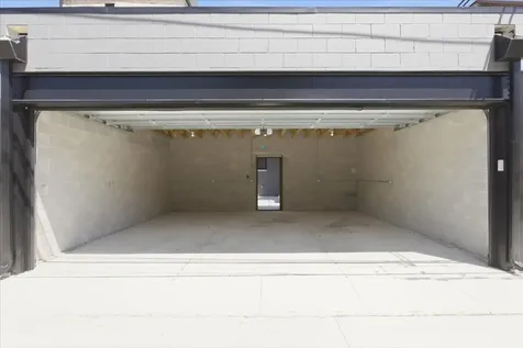 4932 South Champlain Avenue Chicago IL 60615