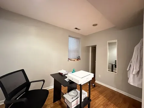 1326 North Claremont Avenue Chicago IL 60622