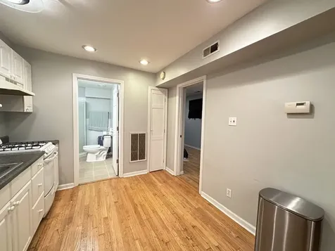 1326 North Claremont Avenue Chicago IL 60622