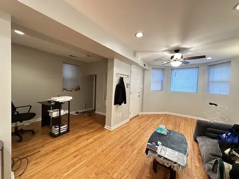 1326 North Claremont Avenue Chicago IL 60622