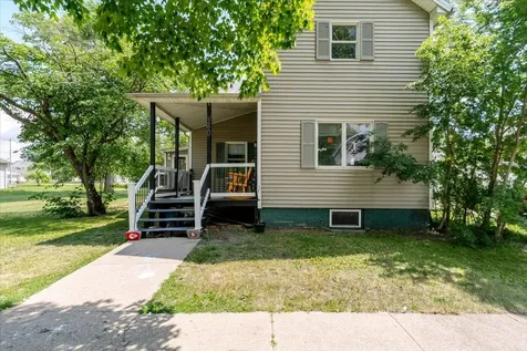 340 West 1st Street El Paso IL 61738