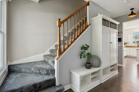 1361 Calamus Lane Grayslake IL 60030