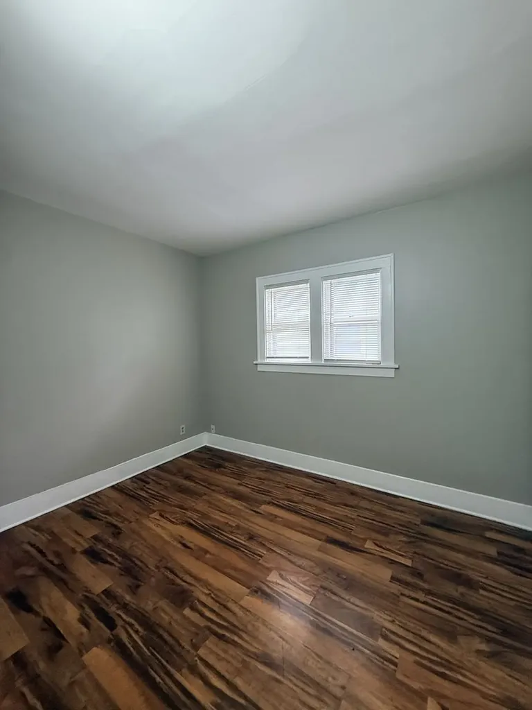 705 North Avenue Aurora IL 60505