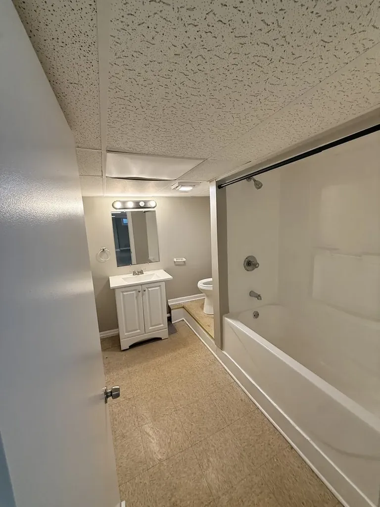 705 North Avenue Aurora IL 60505