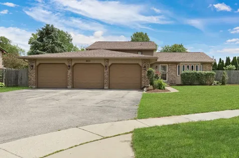 4431 Raven Court Gurnee IL 60031