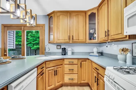 4431 Raven Court Gurnee IL 60031