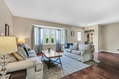 4431 Raven Court Gurnee IL 60031