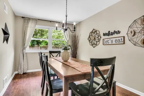 4431 Raven Court Gurnee IL 60031