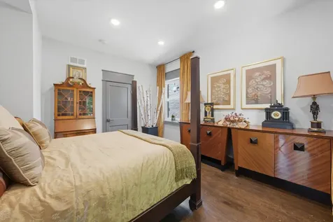 2645 Cuyler Avenue Berwyn IL 60402
