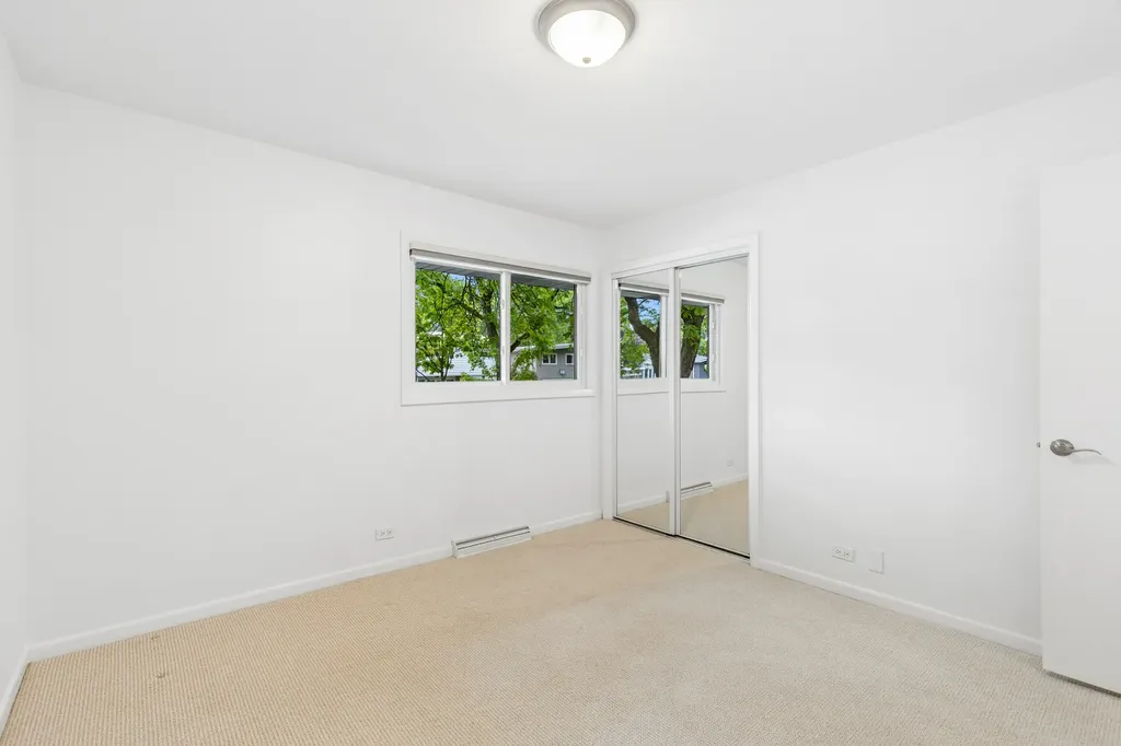 409 Brookside Drive Wilmette IL 60091
