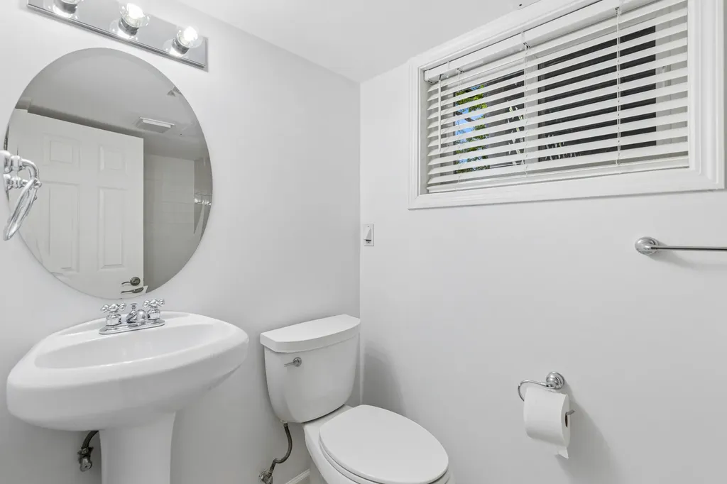 409 Brookside Drive Wilmette IL 60091
