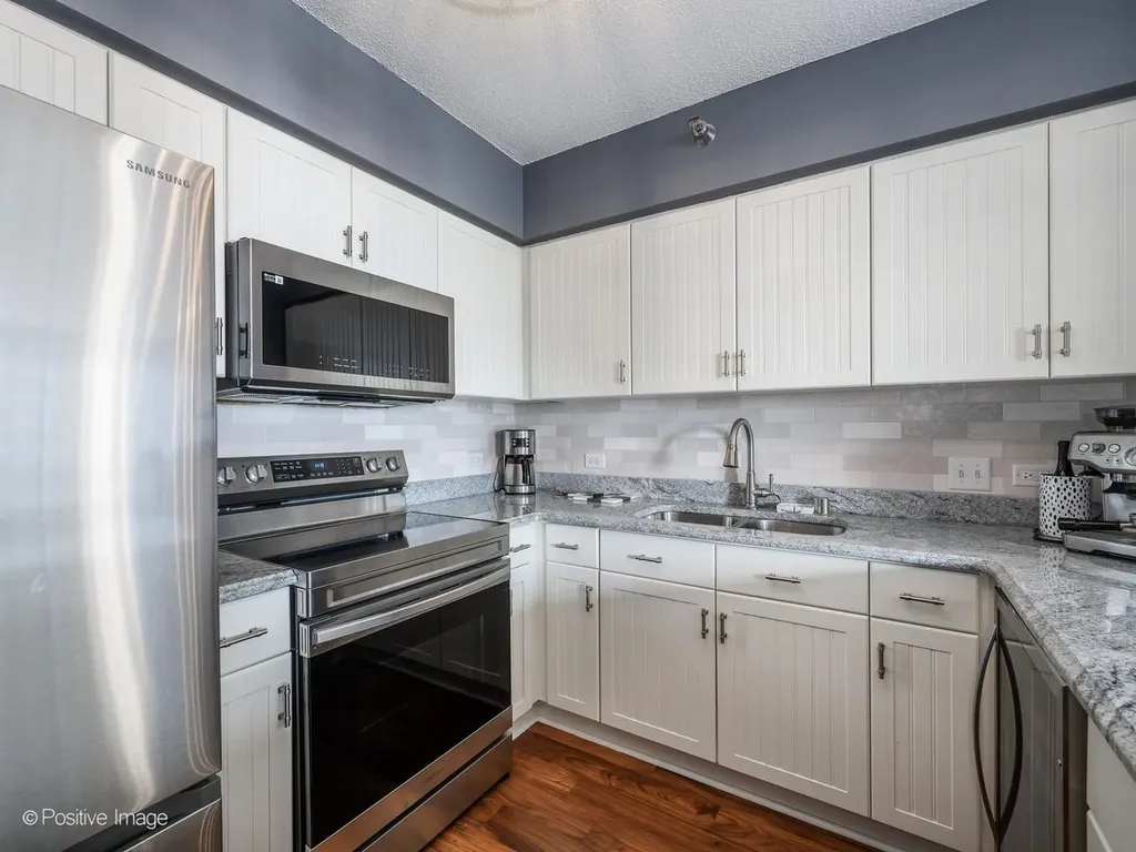 512 North Mcclurg Court Chicago IL 60611