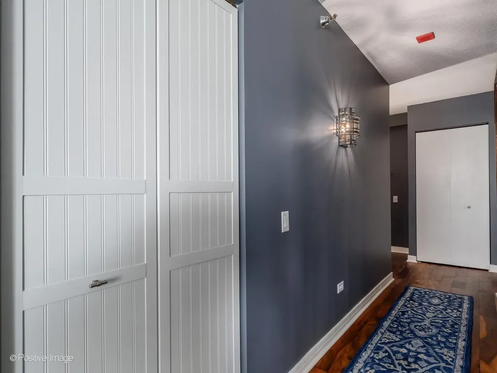 512 North Mcclurg Court Chicago IL 60611