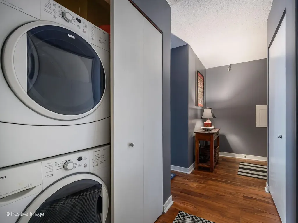 512 North Mcclurg Court Chicago IL 60611