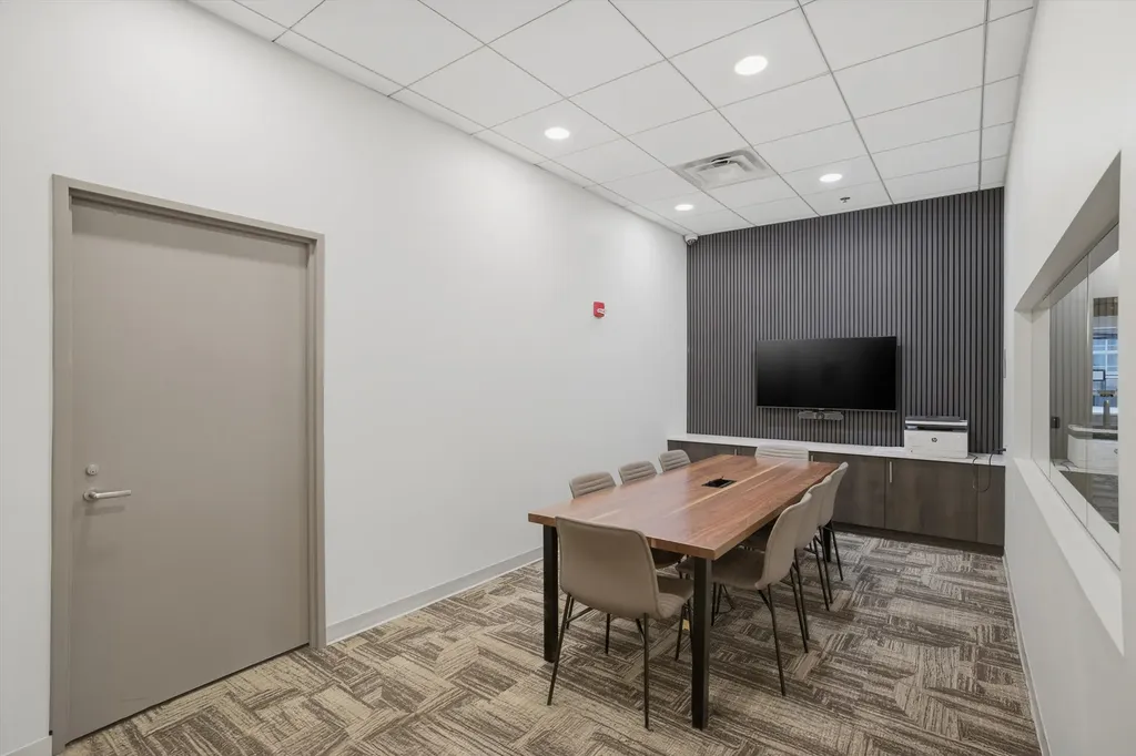 512 North Mcclurg Court Chicago IL 60611