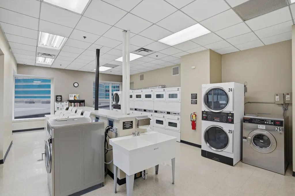 512 North Mcclurg Court Chicago IL 60611