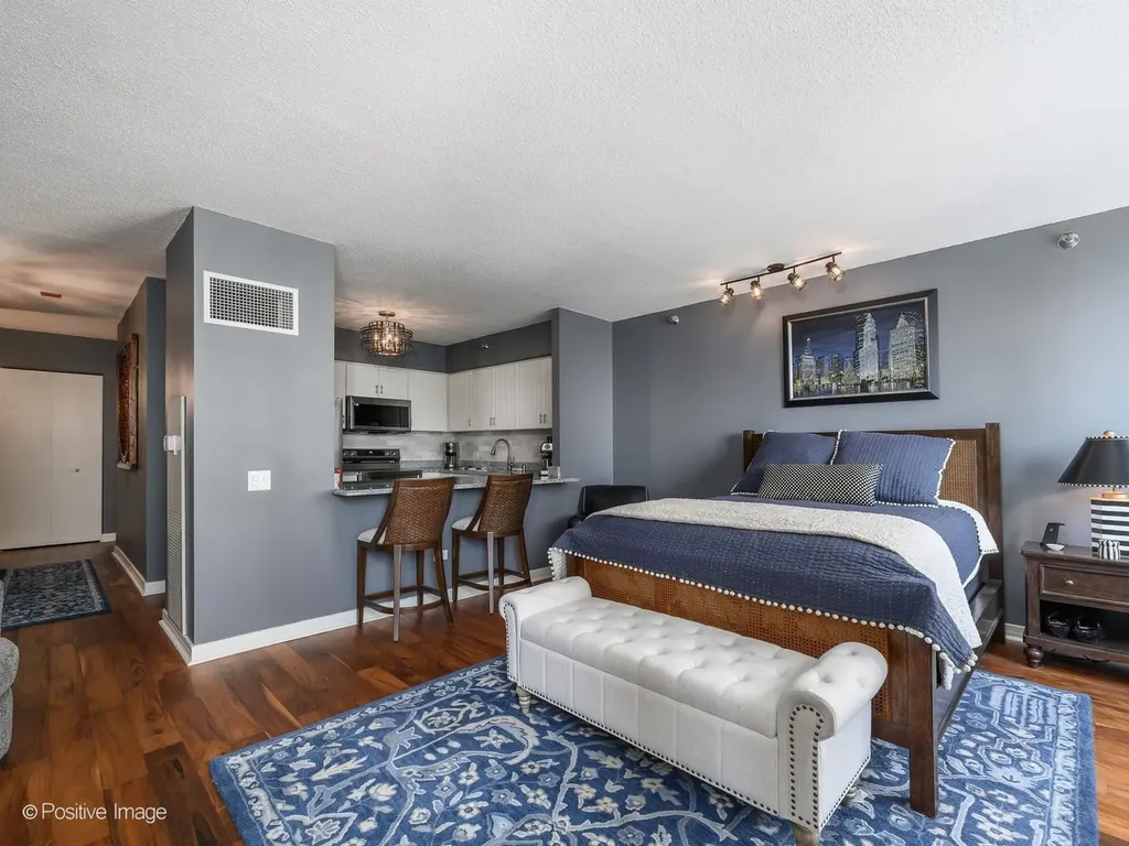 512 North Mcclurg Court Chicago IL 60611