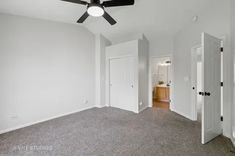 2222 Daybreak Drive Aurora IL 60503