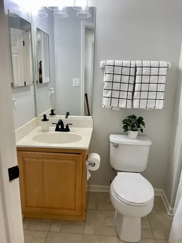 2222 Daybreak Drive Aurora IL 60503